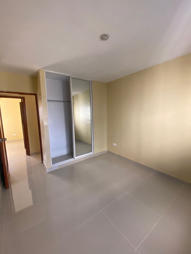 apartamentos - Apartamento de 3 habitaciones en LP9 con Terraza Privada y Aires Acondicionados 9