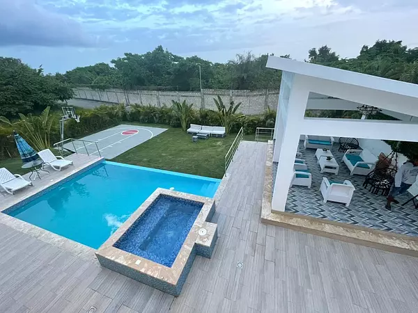 casas vacacionales y villas - Se vende Villa en Juan Dolio 4