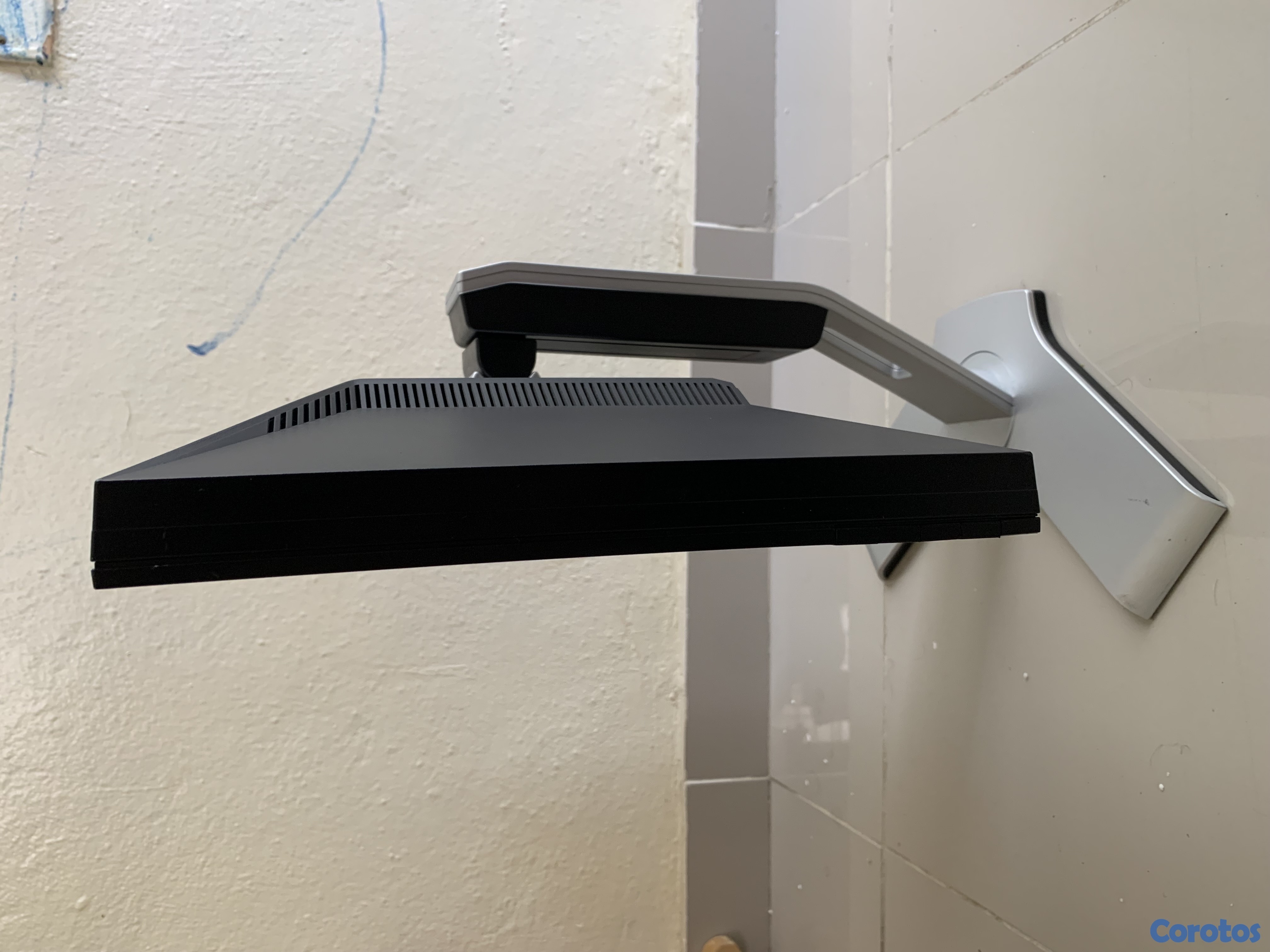 computadoras y laptops - MonitorDELL20”1600 x 600 pixeles 60Hz,5msPanel TN, DVI-D, DP, VGA, 4 puertos USB 7