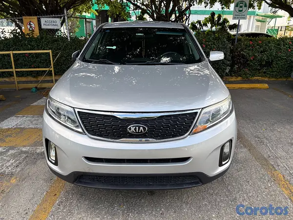 jeepetas y camionetas - Vendo kia sorento 2014  8
