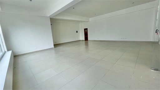 oficinas y locales comerciales - Local en sector exclusivo de Piantini 1