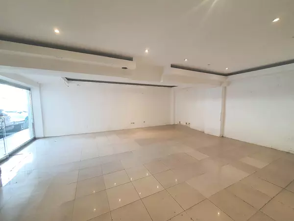 oficinas y locales comerciales - 🔵Alquilo Local 1er piso 84 mts en piantini  6