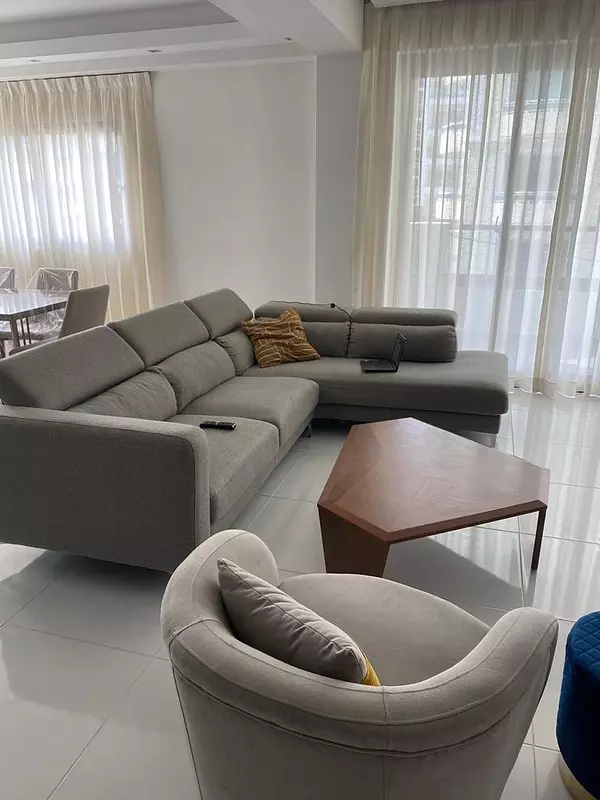 apartamentos -  Se Vende Amplio
 Apartamento 
en Bella Vista 6