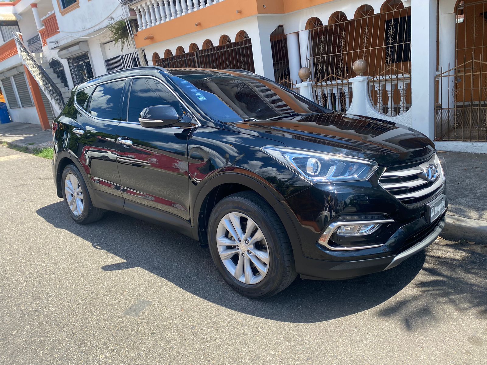 jeepetas y camionetas - hiunday santa fe 2017 0