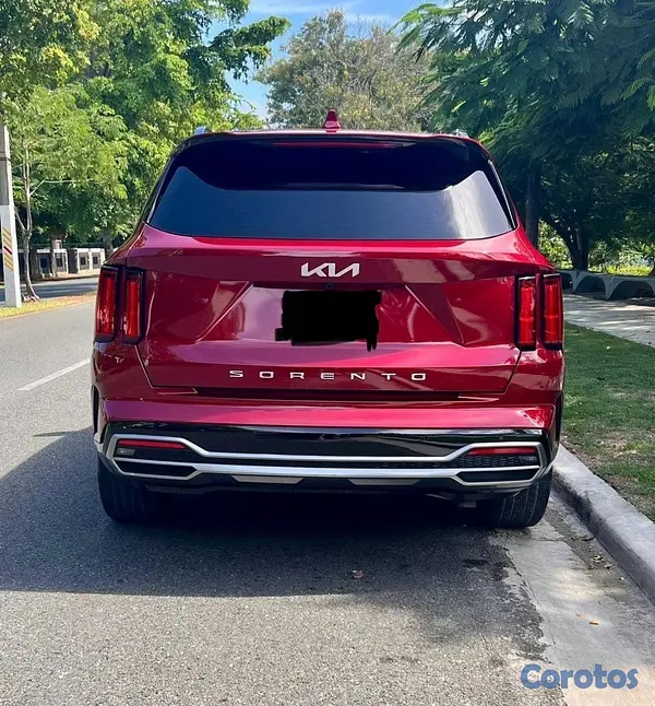 jeepetas y camionetas - Kia Sorento 2023 SX 5