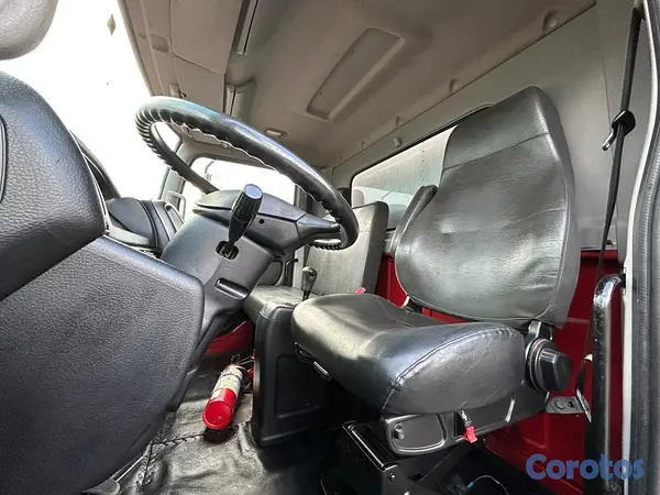 camiones y vehiculos pesados - HINO 338 2016 20
