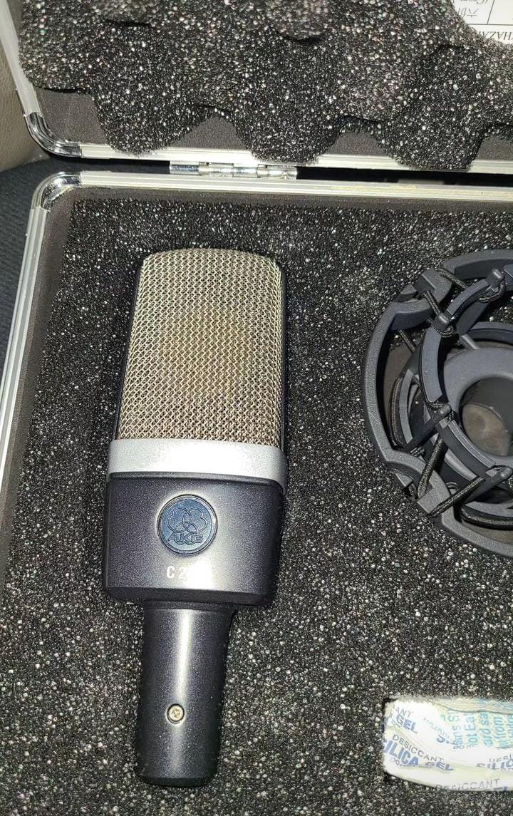 camaras y audio - Micrófono Akg c214 