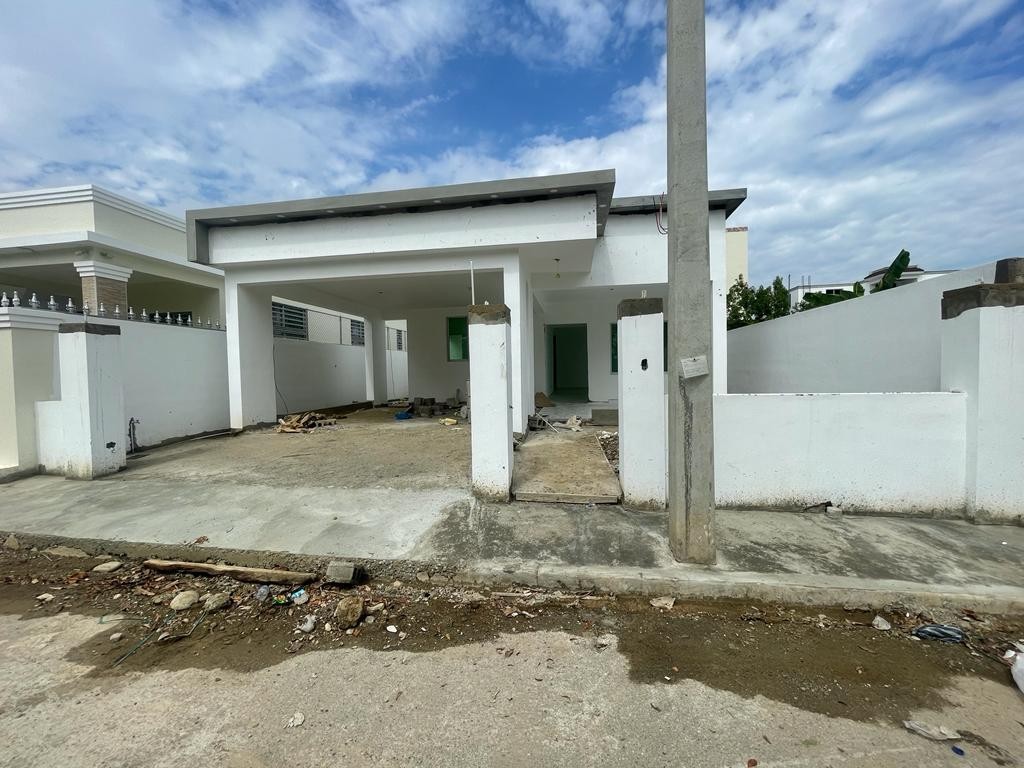 casas - Casa Nueva en Proceso de Terminación, Corona Plaza 3