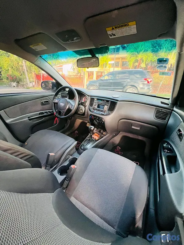 carros - Kia rio 2010 12