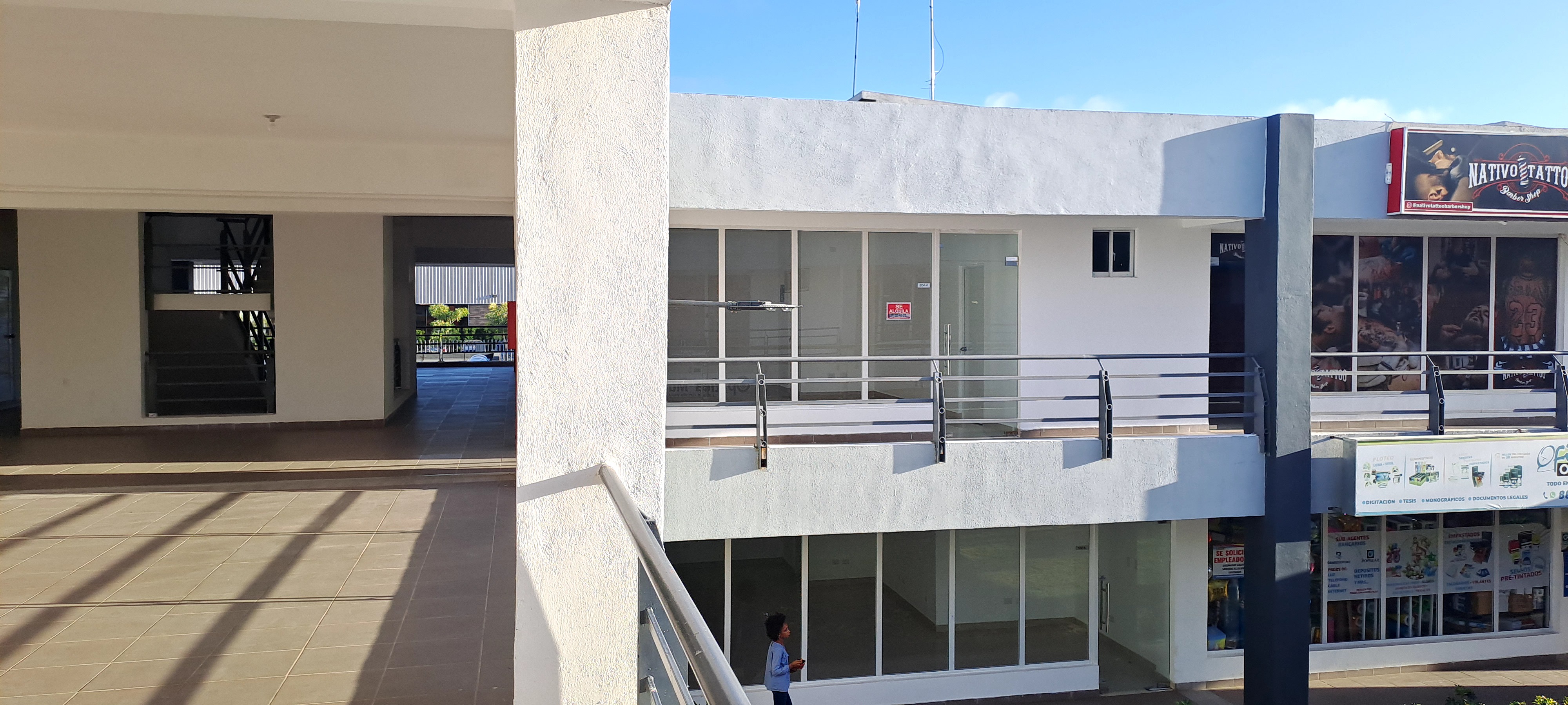 oficinas y locales comerciales - Venta de Local comercial negociable 9
