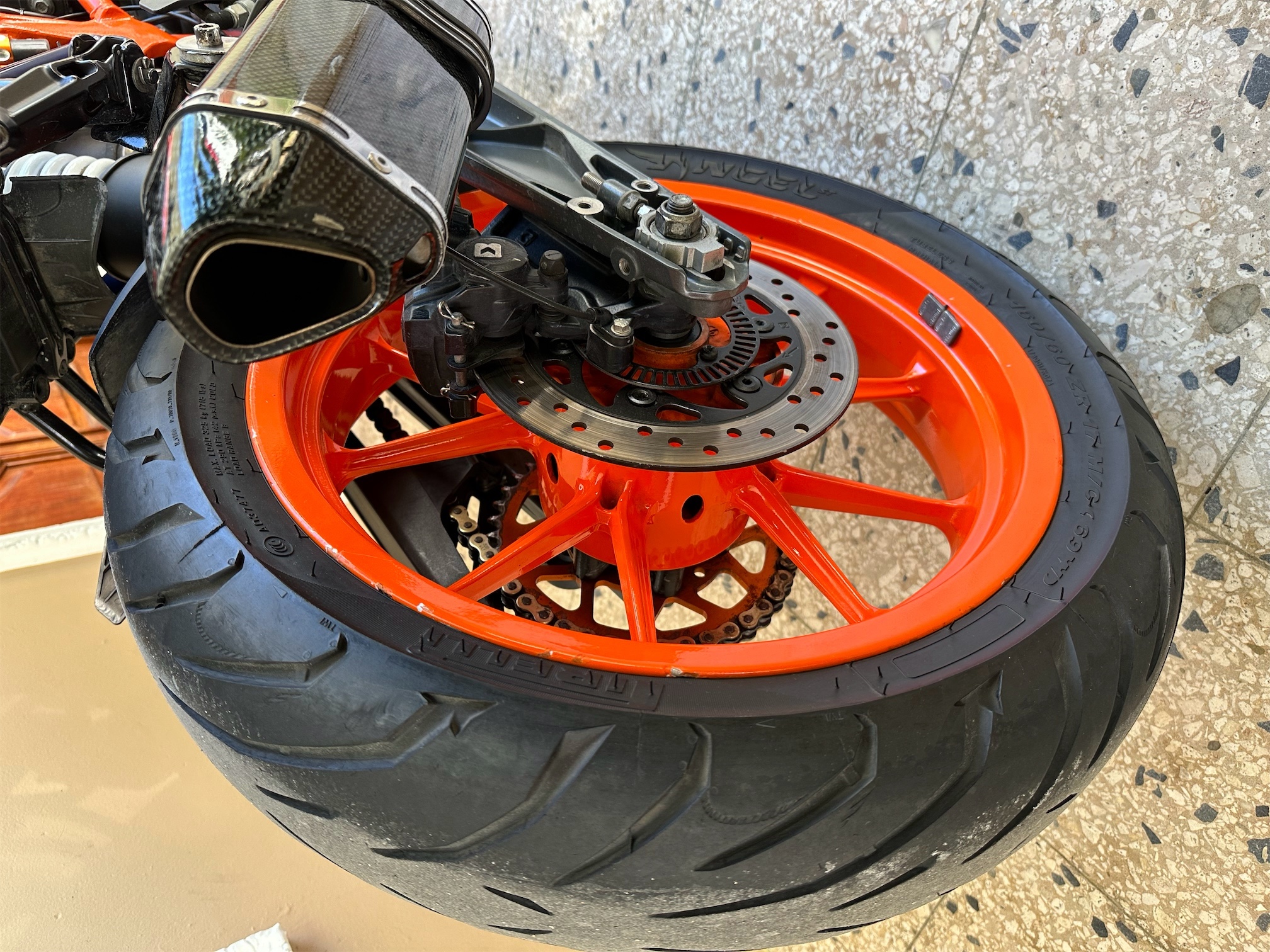 motores y pasolas - Vendo motocicleta KTM 390 DUKE 2019 3