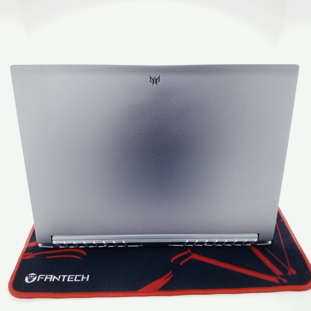 computadoras y laptops - Laptop Acer Predator Triton PT316-51S/i7-12700H/32GB DDR5/512GB SSD/RTX 3070 Ti 1