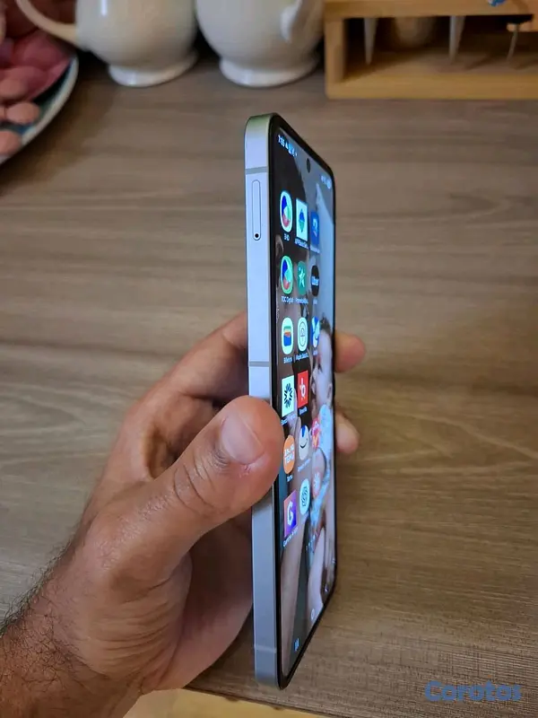 celulares y tabletas - Samsung Flip 6 2