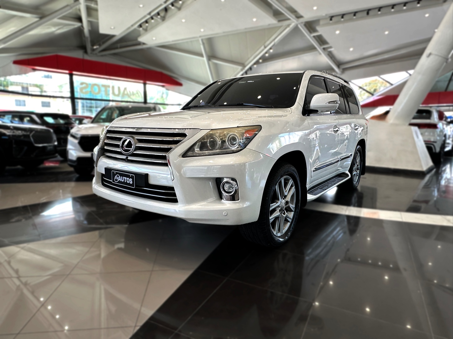 jeepetas y camionetas - Lexus LX 570 2014 1