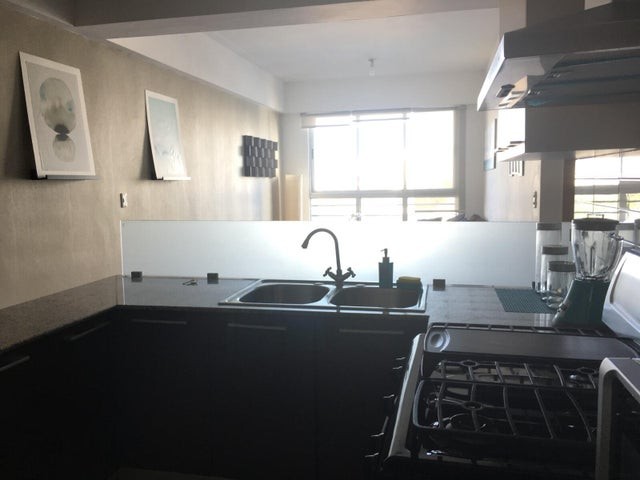 apartamentos - Apartamento en venta Serralles #24-1837 con 2 dormitorios, 2 parqueos cubiertos. 3
