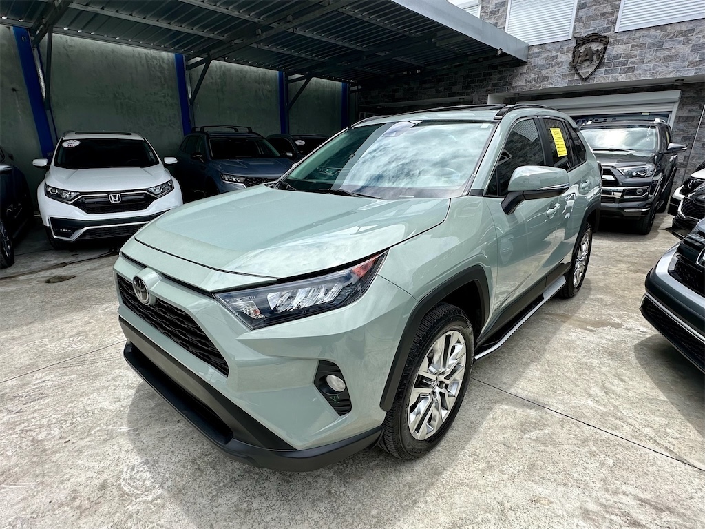 jeepetas y camionetas - Toyota RAV4 XLE Premium 2021
 2