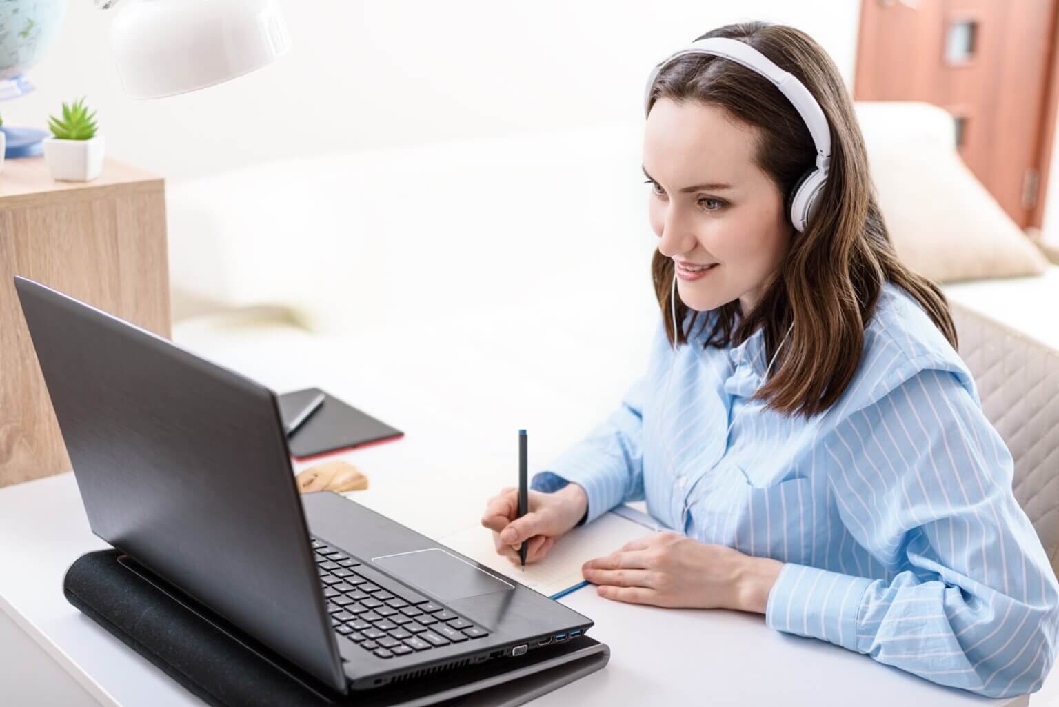 empleos disponibles - Asistente Mixto (Oficina y personal) para abogada. 100% remoto.