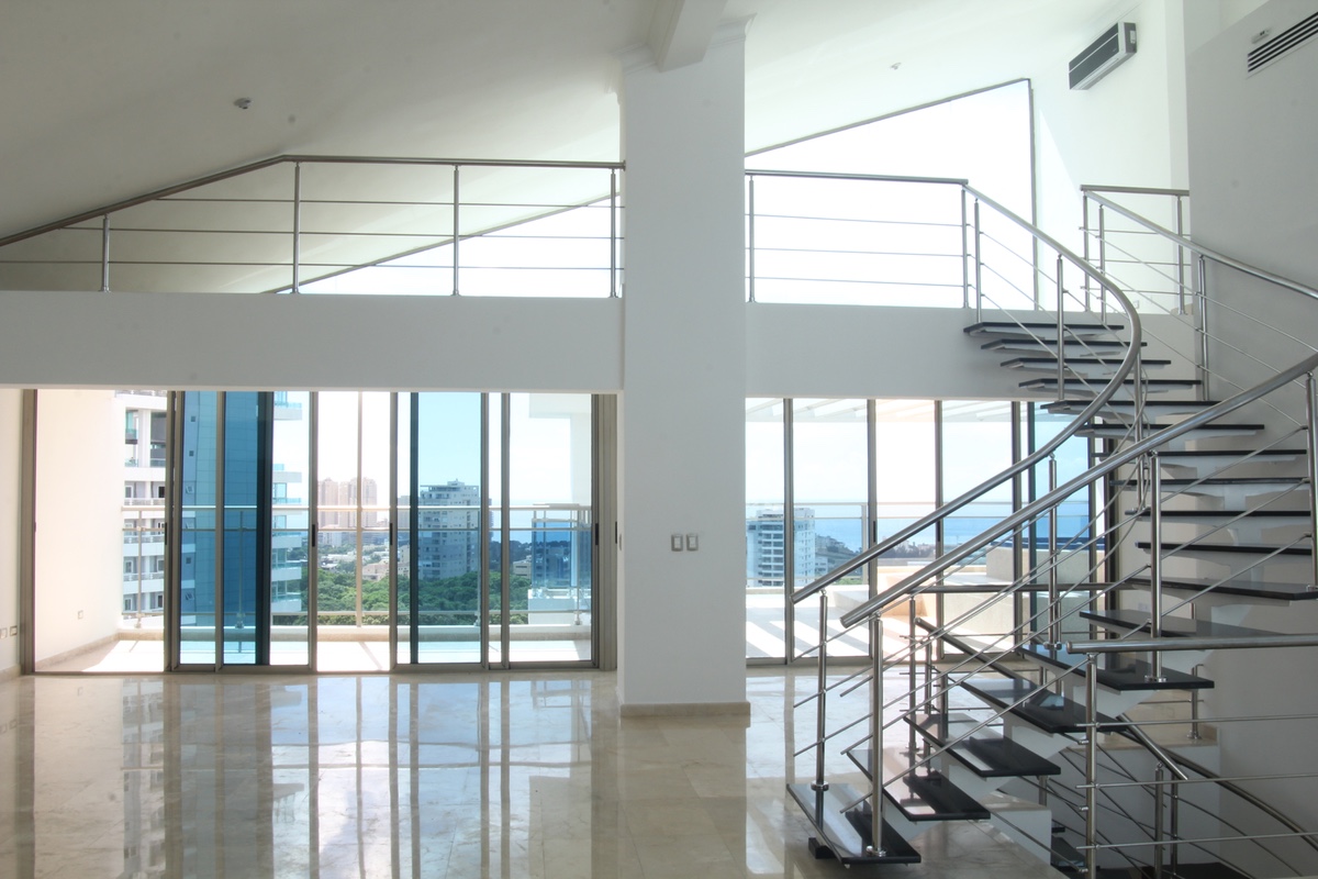 penthouses - Vendo PH en La Esperilla, 753 M2, 3 niveles y medio, gran diseño. 1