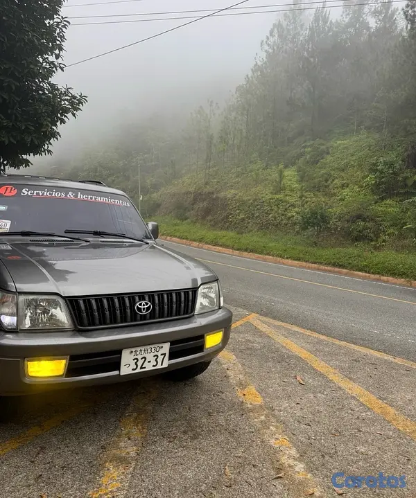 jeepetas y camionetas - vendo Toyota Prado 2001 6