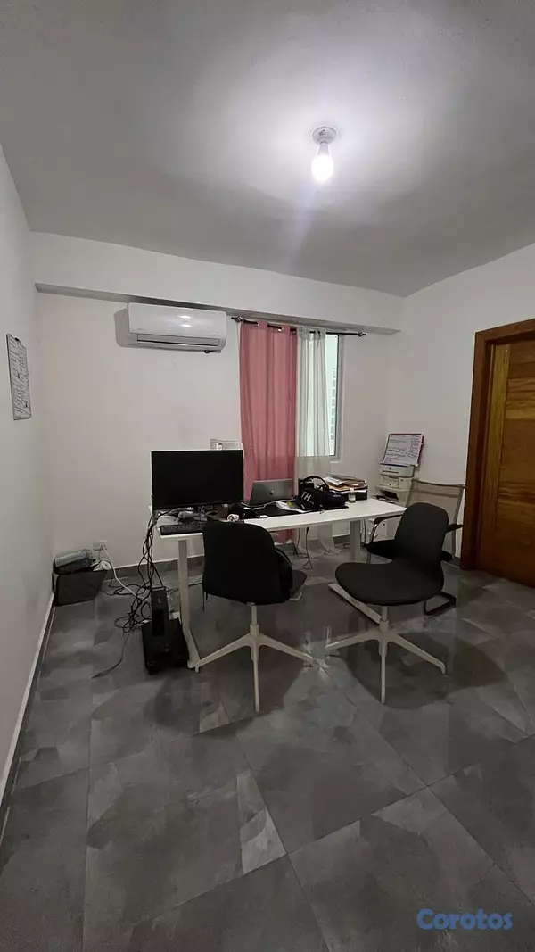 apartamentos - Amplio y moderno apart  en 2do nivel, en venta en  8