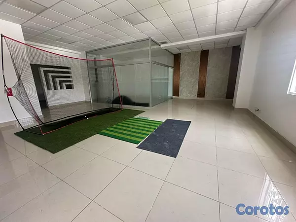 oficinas y locales comerciales - OFICINA TOTALMENTE REMODELADA EN BELLA VISTA 4