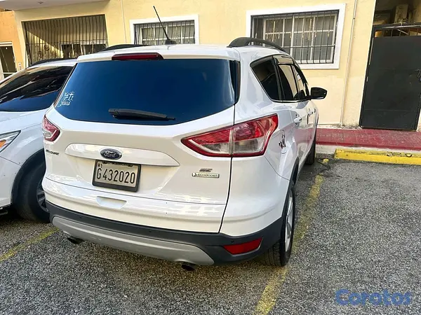 jeepetas y camionetas - Ford Escape 2106 NITIDA 475 mil 2