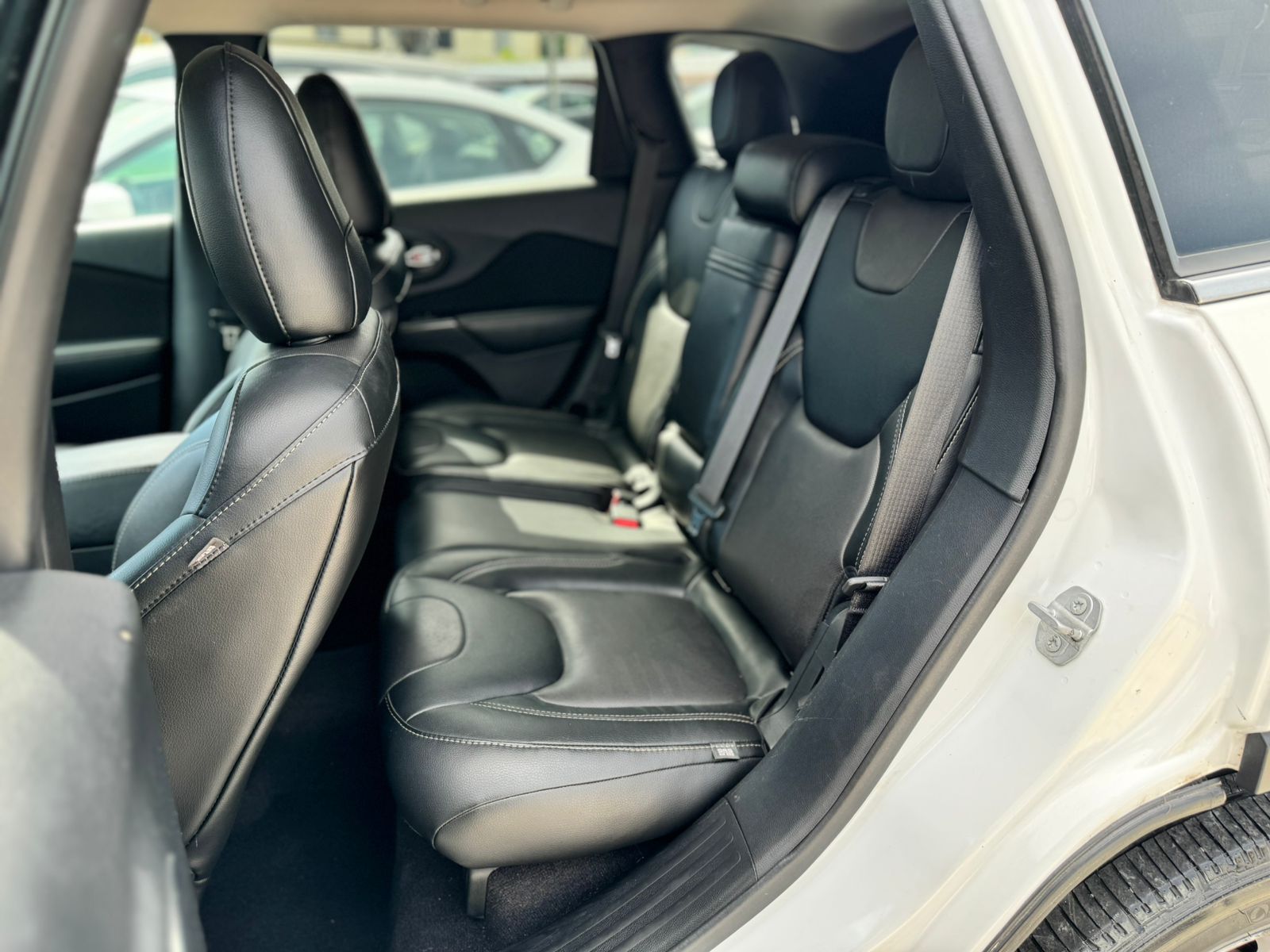 jeepetas y camionetas - Jeep Cherokee Latitude 7