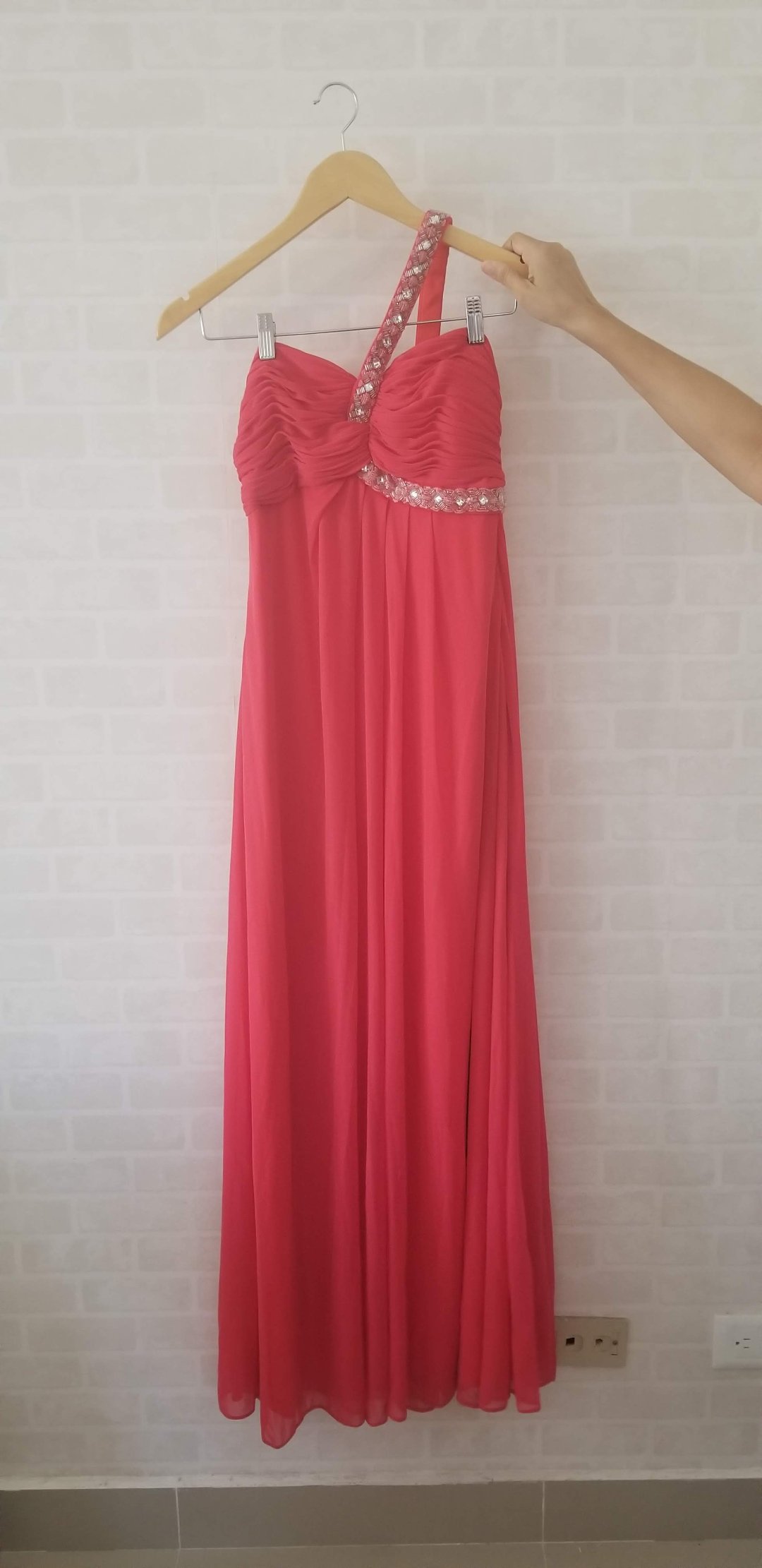 ropa para mujer - Vendo vestido de fiesta color coral