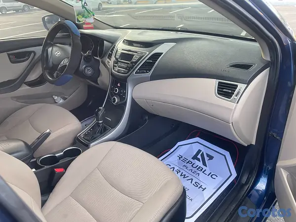 carros - Hyunday Elantra 2016 Azul 3