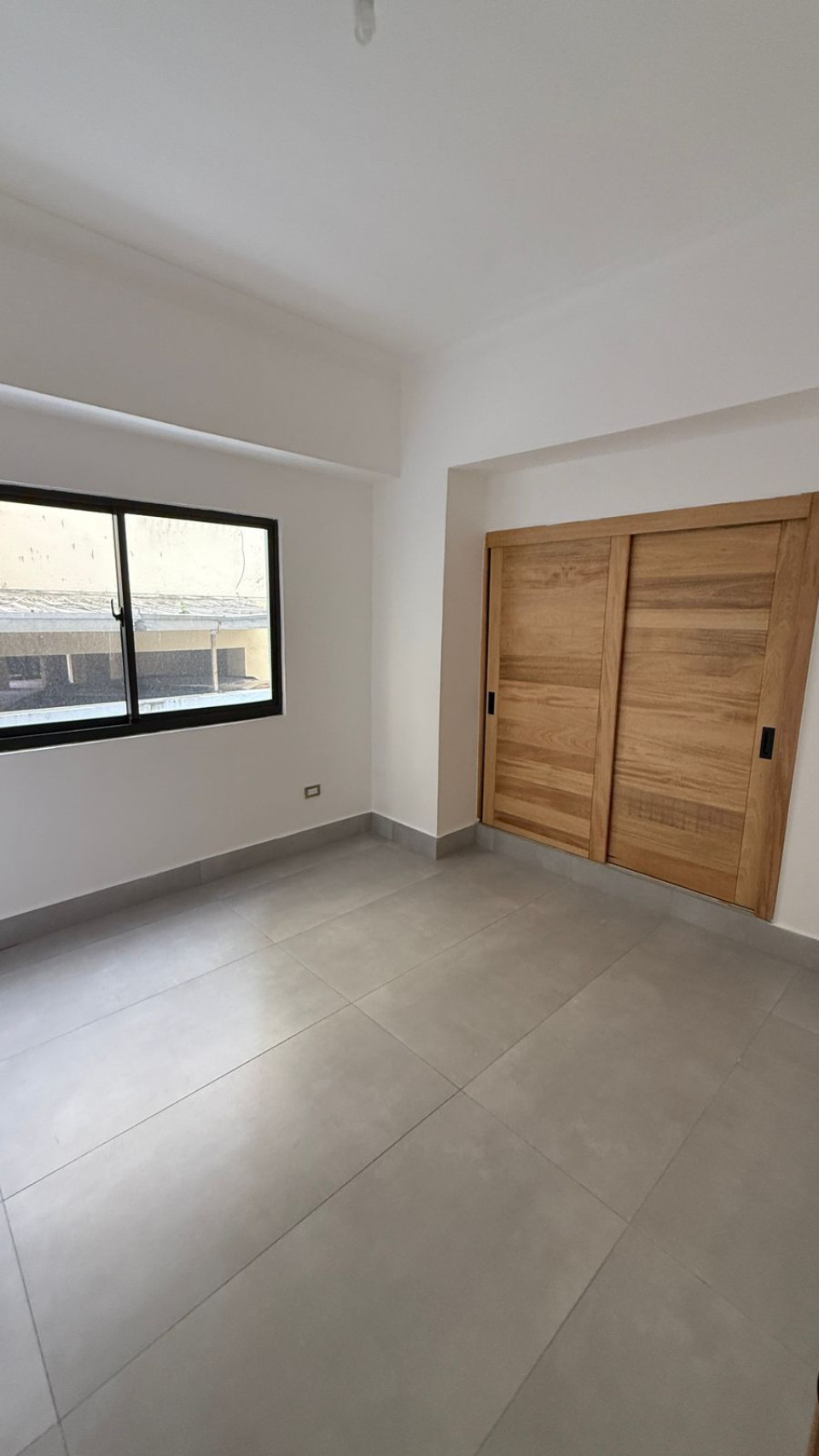 apartamentos - Apartamento en Alquiler en Mirador Norte con Línea Blanca 1H, 1B, 1P 3