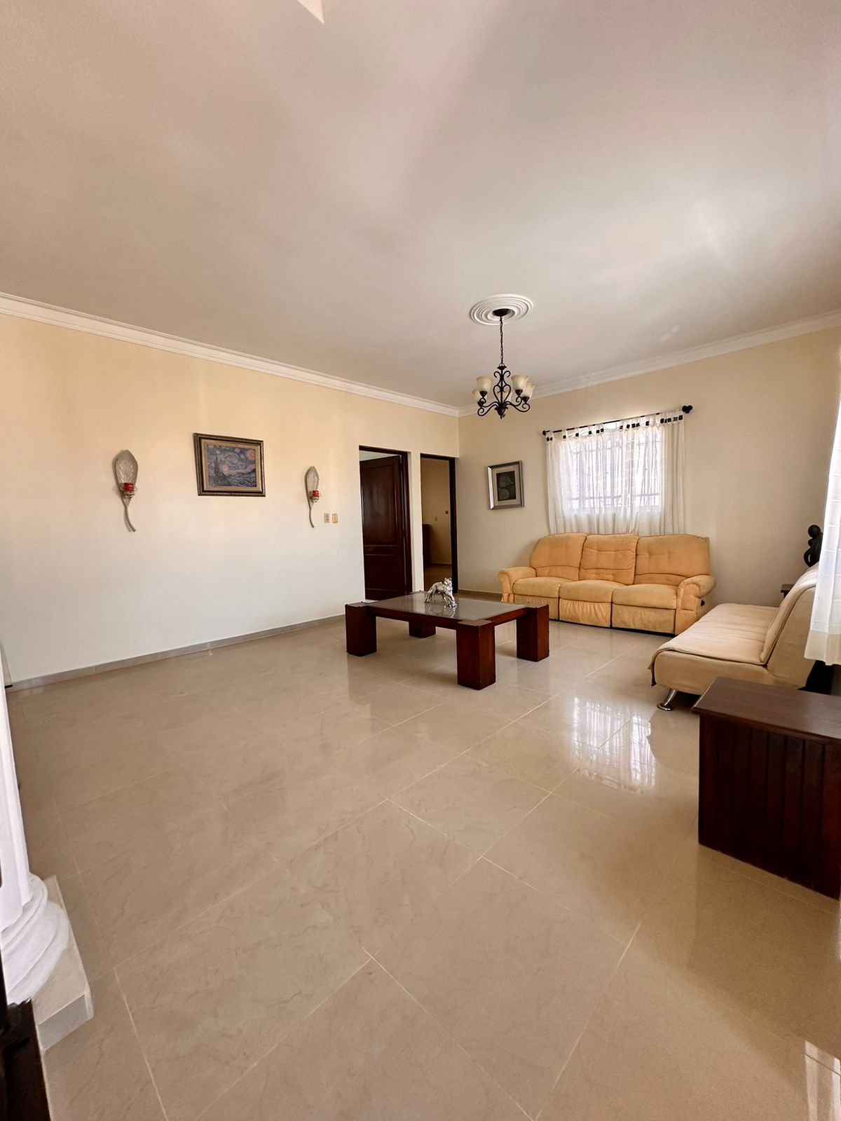 casas - CASA EN VENTA EN LOS JARDINES DEL ESTE, SANTIAGO. 6