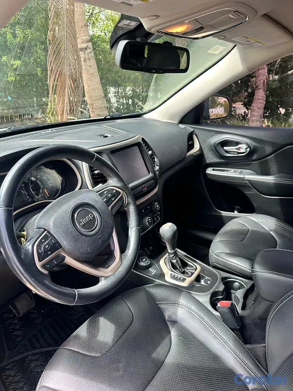 jeepetas y camionetas - Jeep Cherokee 2016 $590,000 5