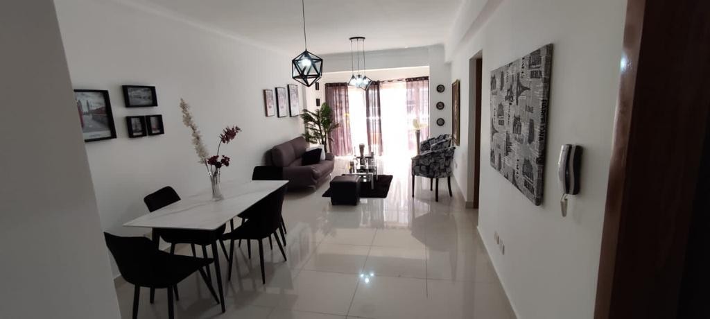 apartamentos -  Alquiler en Renacimiento 
2 hab
2 baños 
2 parq
usd$ 1,000 2