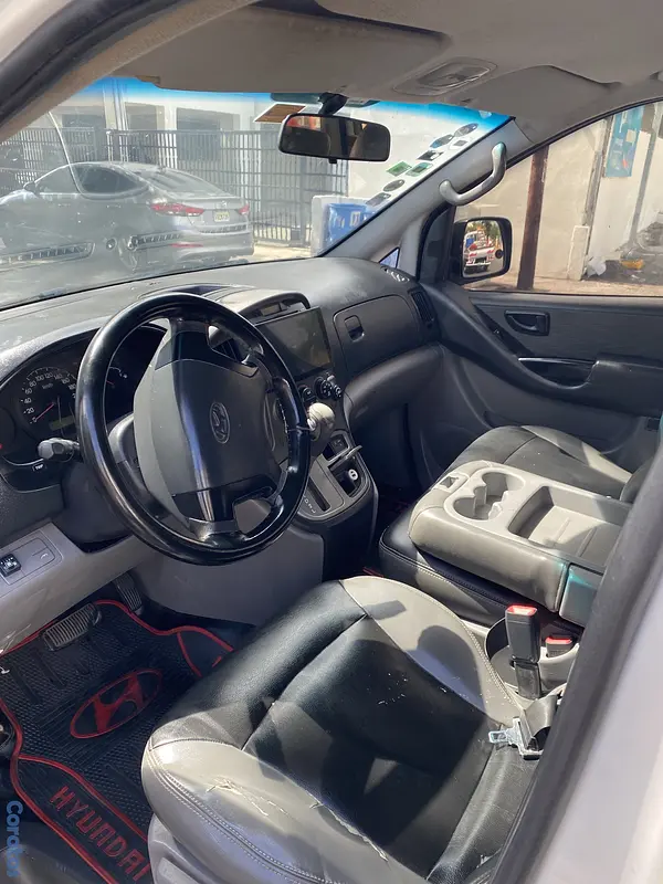 otros vehiculos - hyundai H1 2015 10