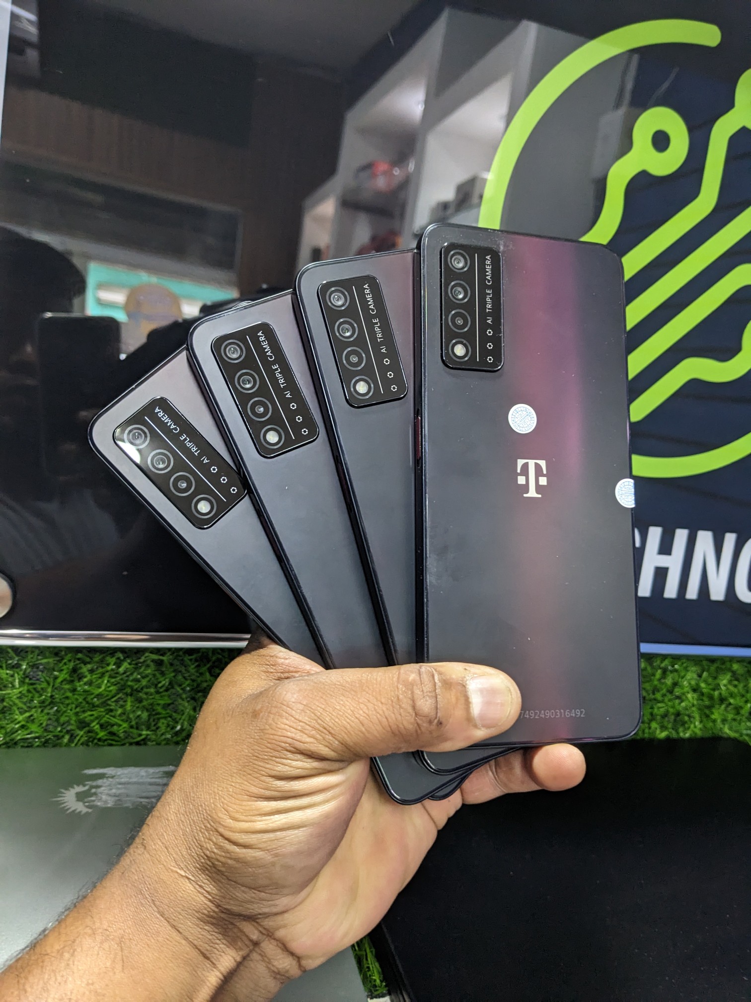 celulares y tabletas - TCL REVVEL plus 5G 2