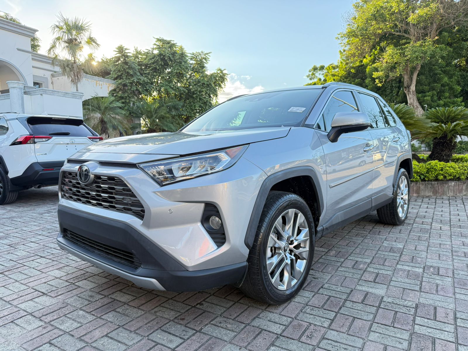 jeepetas y camionetas - Toyota rav4 2019 limited 