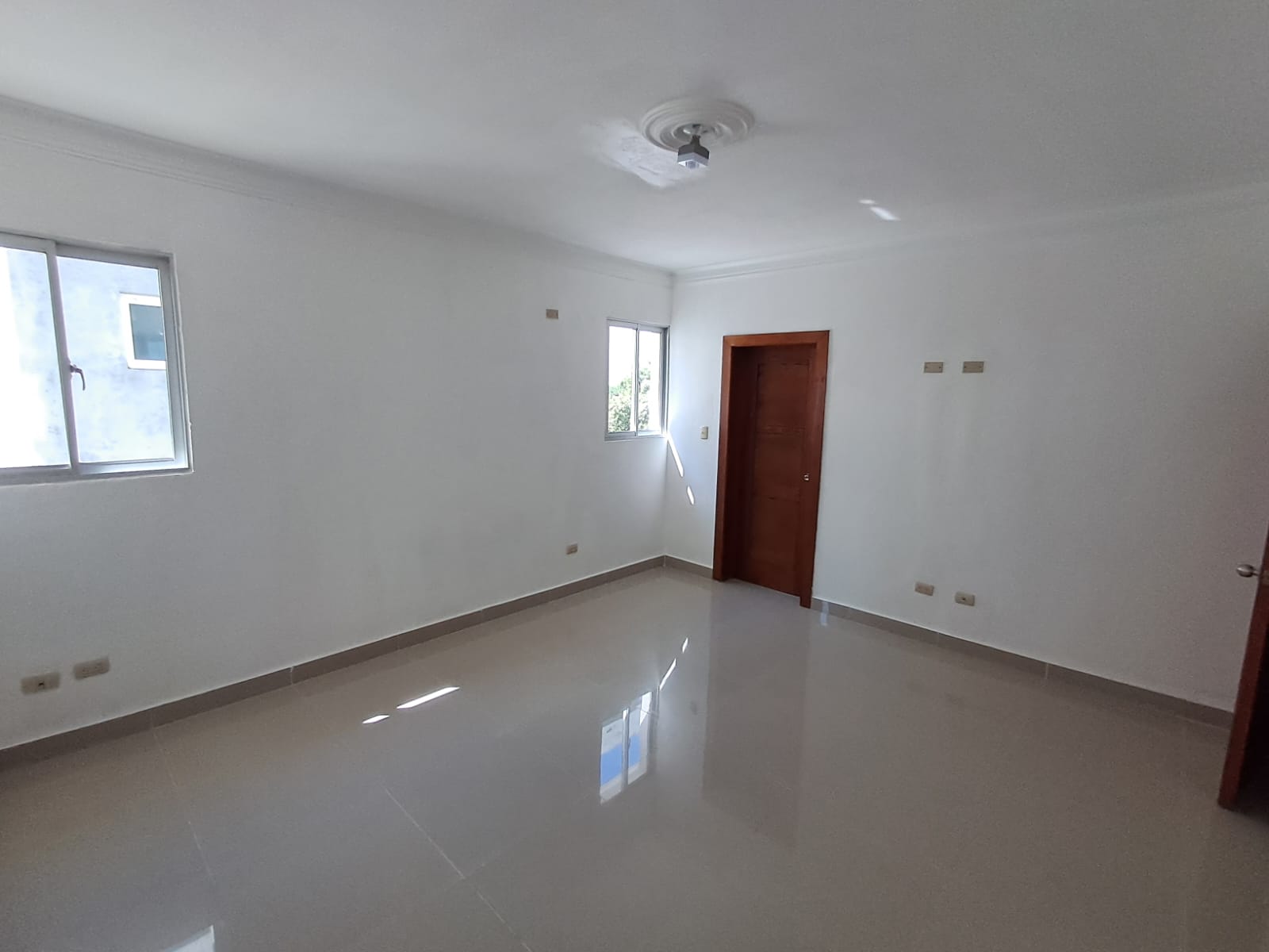 apartamentos - APARTAMENTO EN VENTA CON TERRAZA INCLUIDA. 3