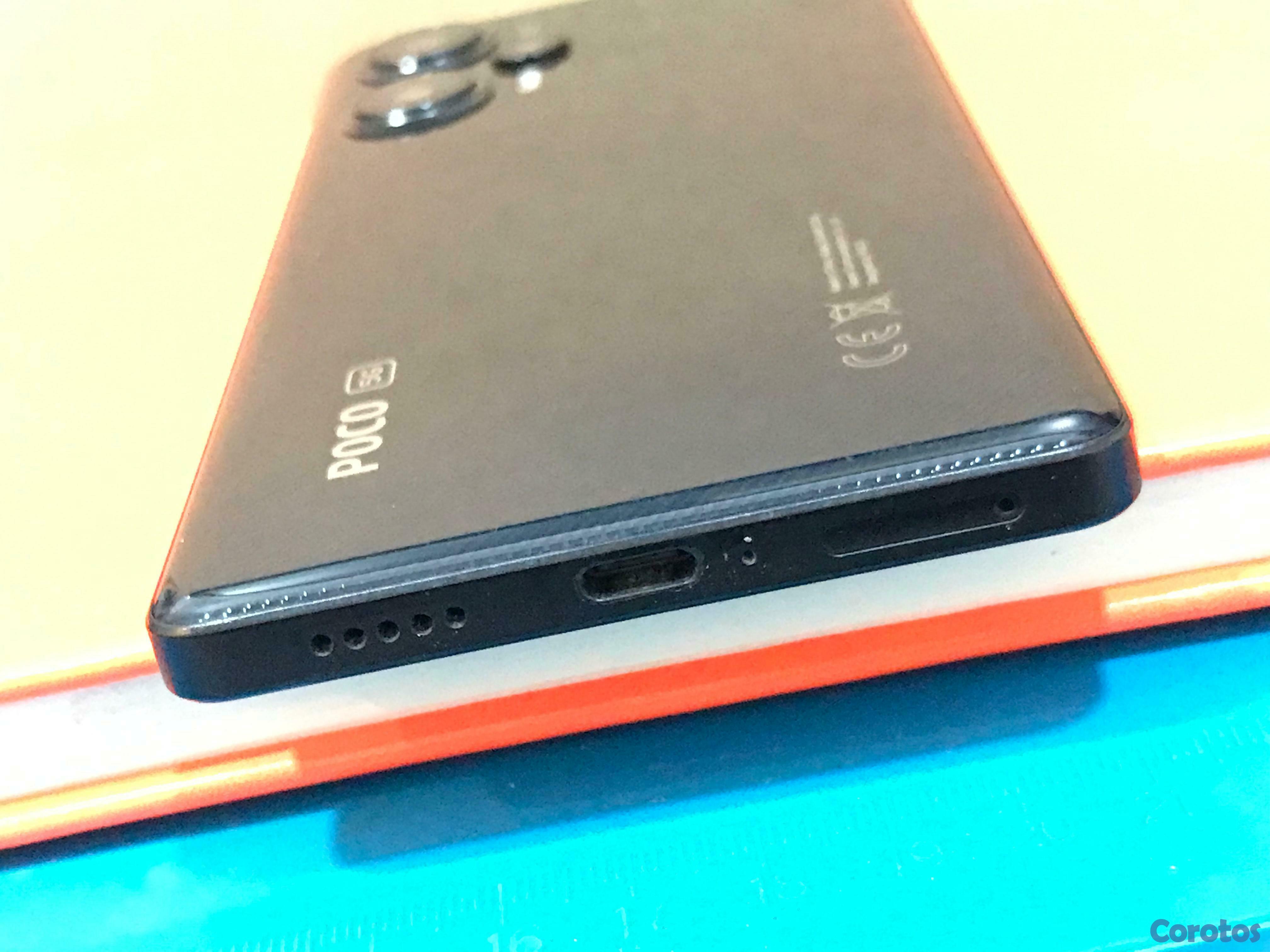 celulares y tabletas - Xiaomi Poco F5 5G Dual Sim 12 Gb Ram + 256 GB Storage Global Version 6.67" 120Hz 2