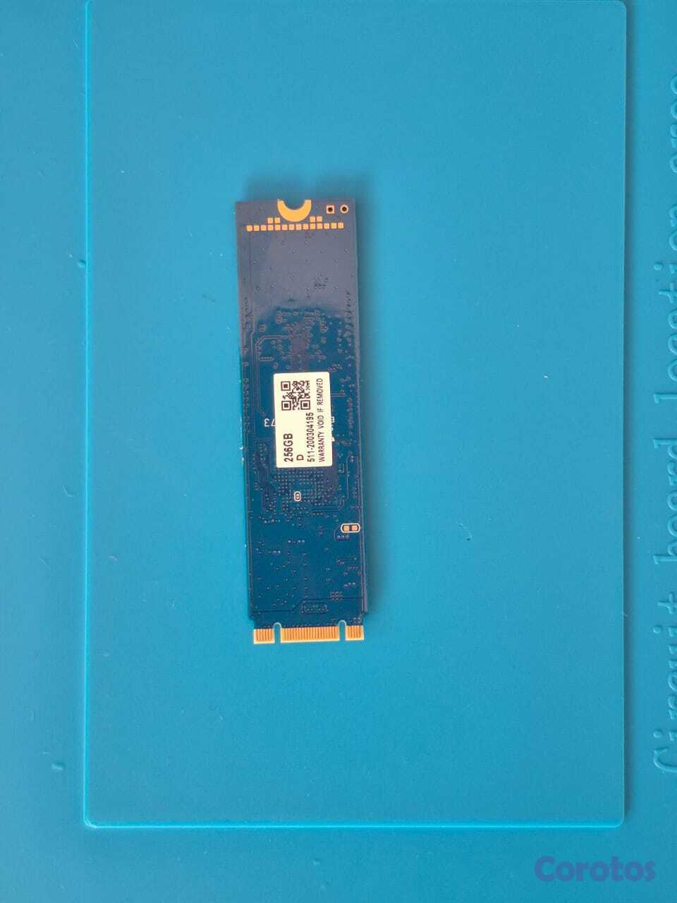 computadoras y laptops - Disco Duro SSD M2 250GB NVME para Laptos o Lector 3