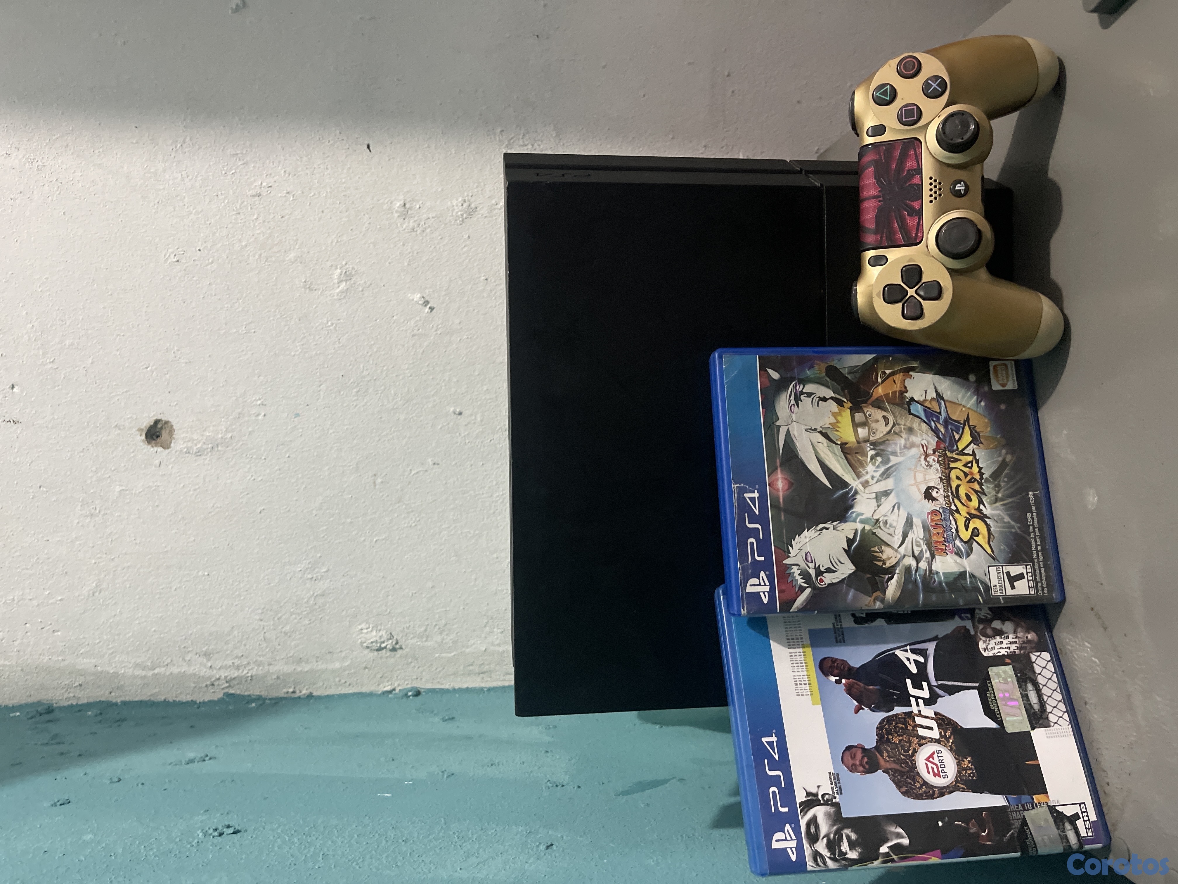 consolas y videojuegos - vendo ps4 Fat incluye 1 control y 3 juego  1