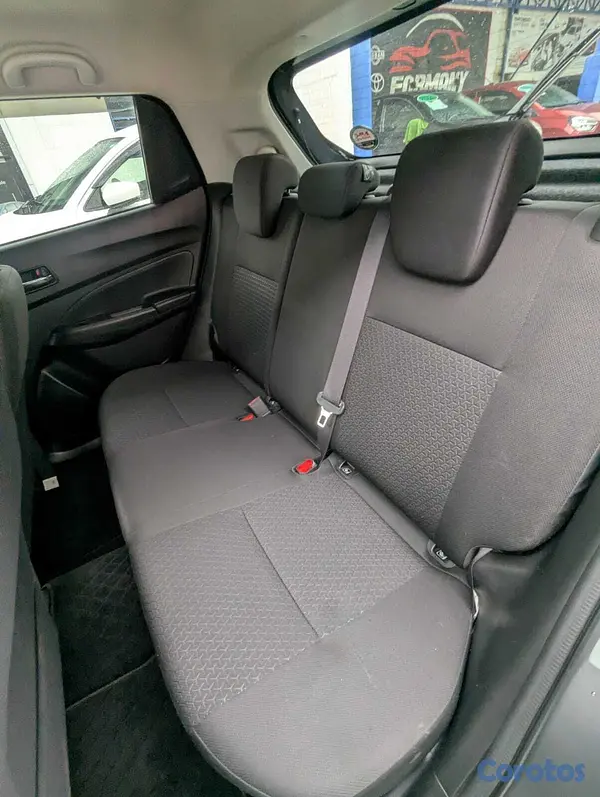 carros - SUZUKI SWIFT 2020 1