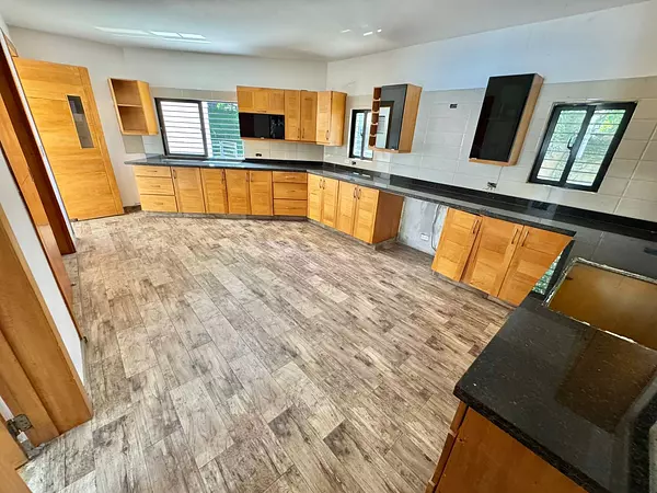 casas - Casa En Venta – Los Cacicazgos 5