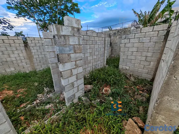 casas - Se Vende Mejora a` Nivel de Plato en Resedencial N 4
