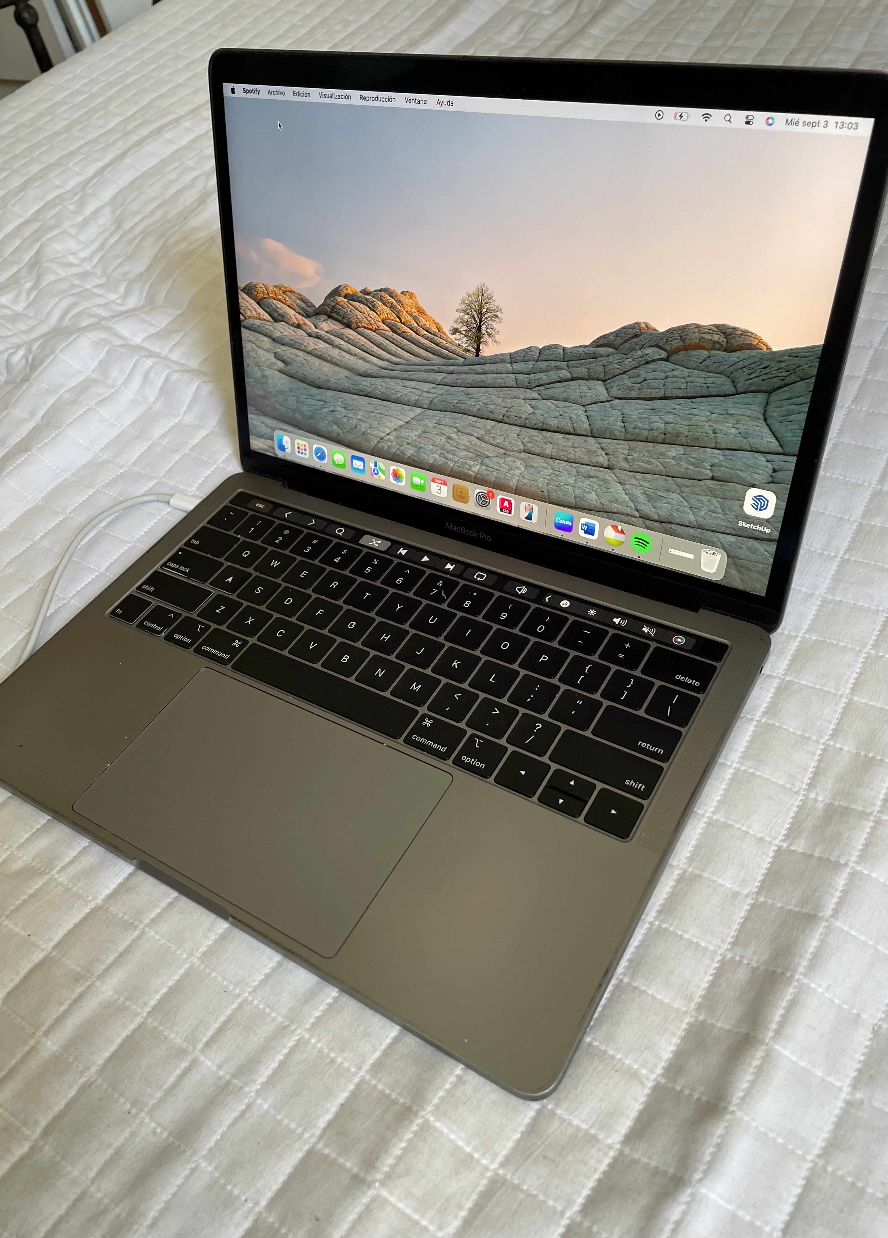 computadoras y laptops - MacBook Pro 13” 2019, Intel Core i5  3