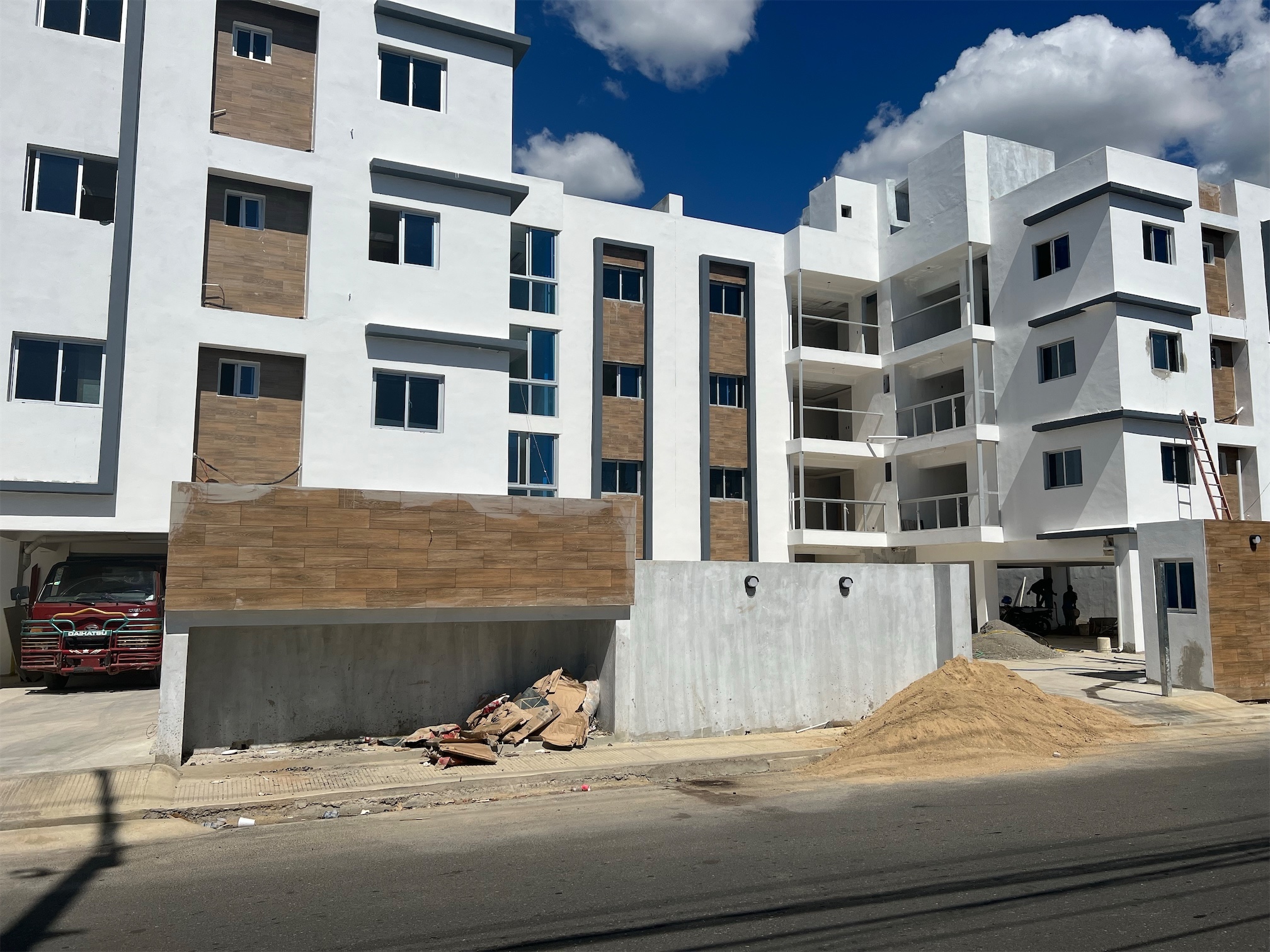 apartamentos - Venta de apartamentos nuevos en la autopista de san Isidro con 2 parqueos 4