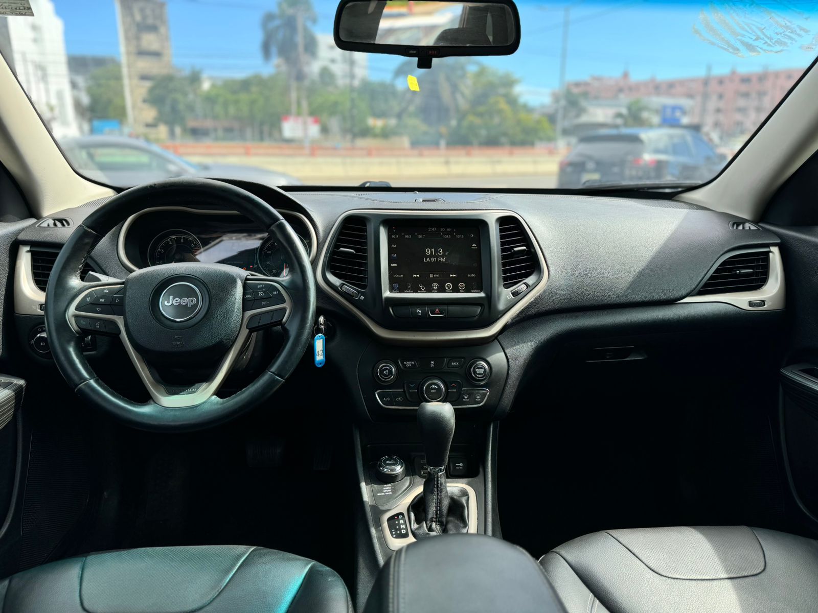 jeepetas y camionetas - Jeep Cherokee Latitude 8