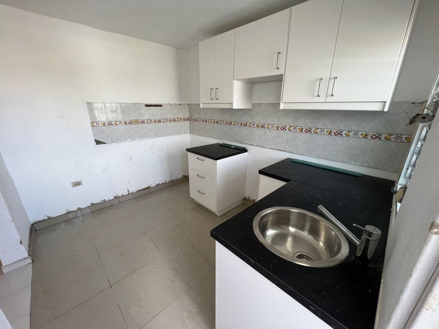 apartamentos - zona oriental 
Bello campo
Vendo apto a precio de subasta 
3.8M 
Us$ 66,800 6