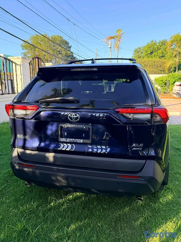 jeepetas y camionetas - Toyota rav4 2021 xle  7