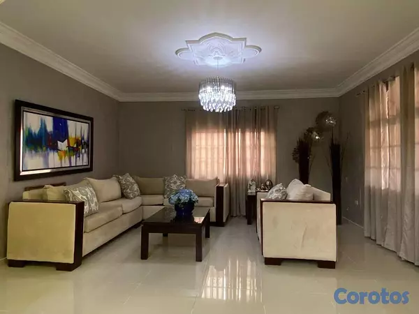 casas - Vendo Casa en La Prolongación 27 de Febrero 7