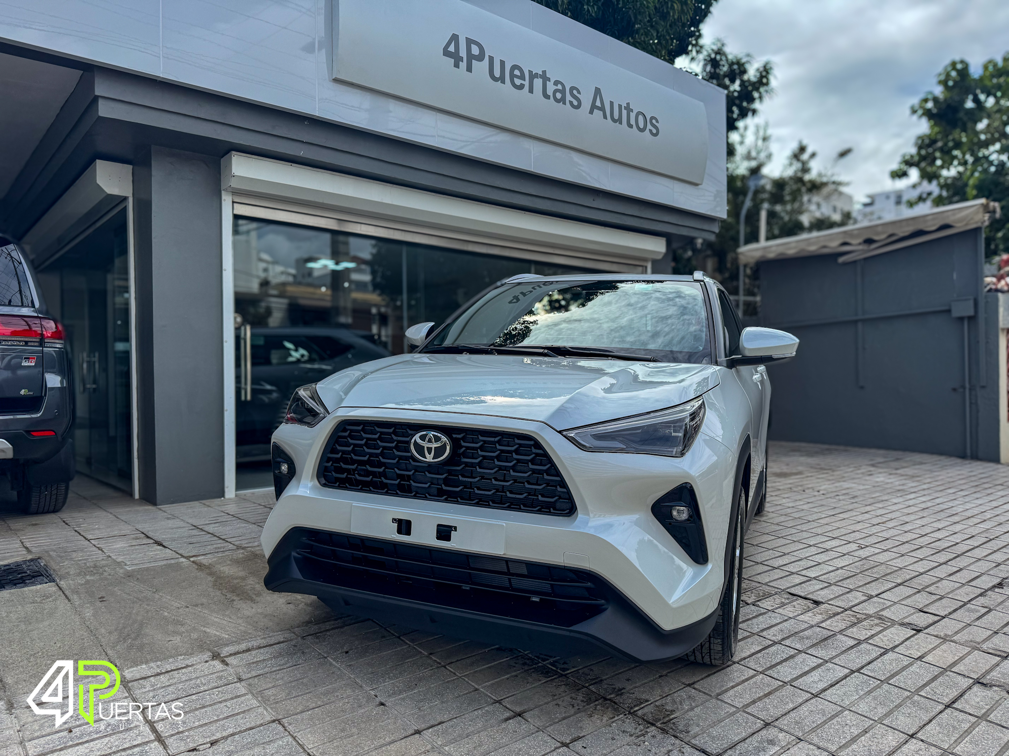 carros - Toyota Yaris Cross Full Gasolina  2